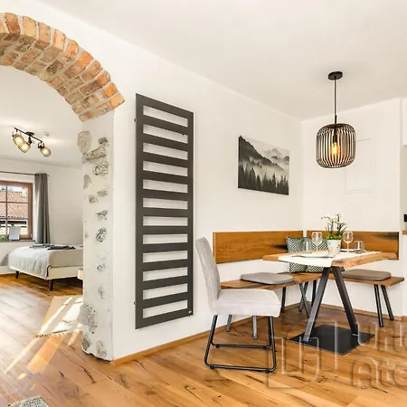 Antretter **** Appartement *